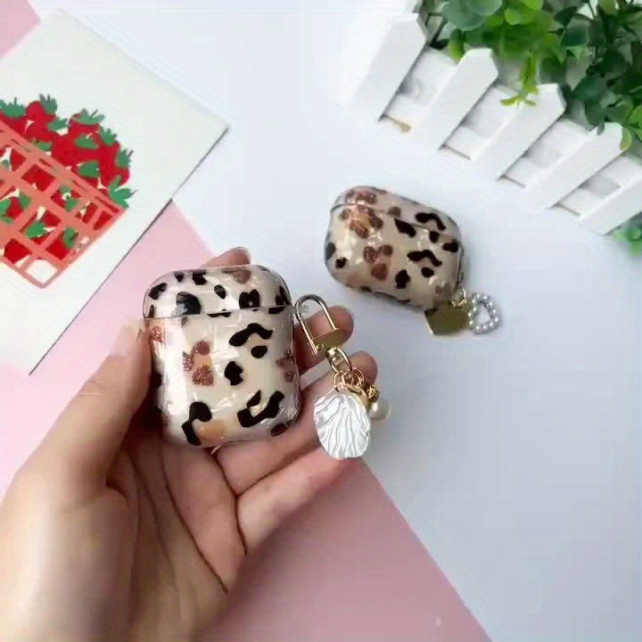 Vibrant Leopard Print Earphone Sleeve with Hanging Chain - Stylish Earpads for Airpod 1/2 with Protective Cover and Trendy Accessory Design